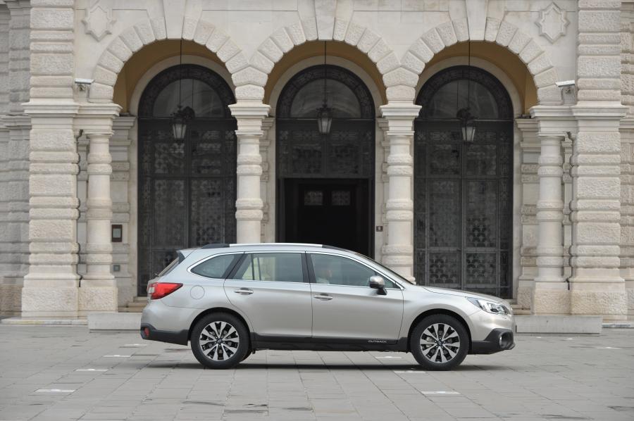  Subaru Outback 2.0D 2015 года  (фото 16 из 30)